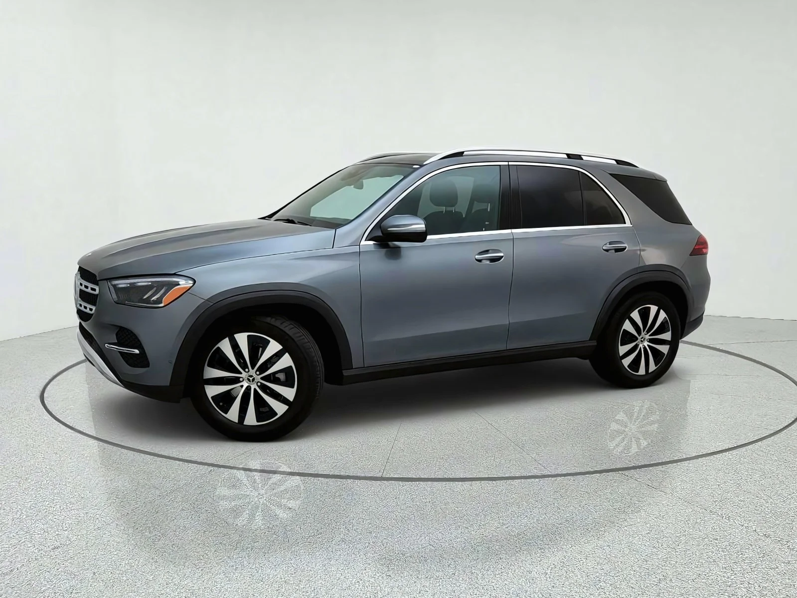 Certified Used 2026 Selenite Grey Metallic Mercedes-Benz GLE 350 image 15