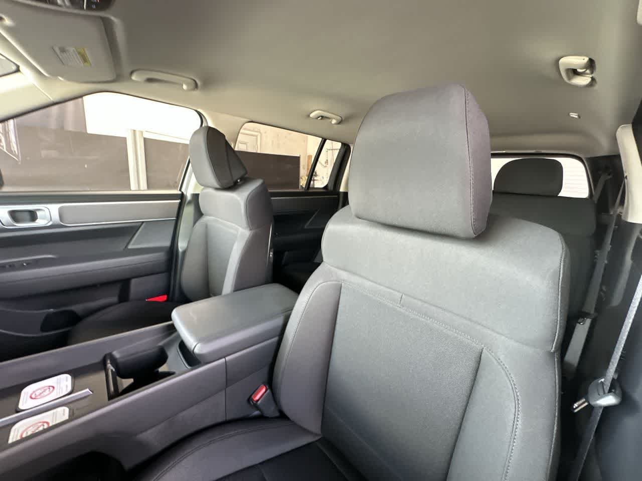 New 2026 Shimmering Silver Hyundai SE FWD image 14