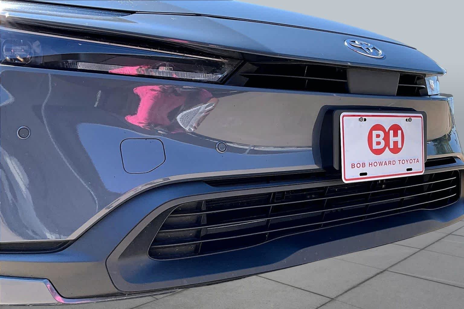 Certified Used 2025 Guardian Gray Toyota LE image 28