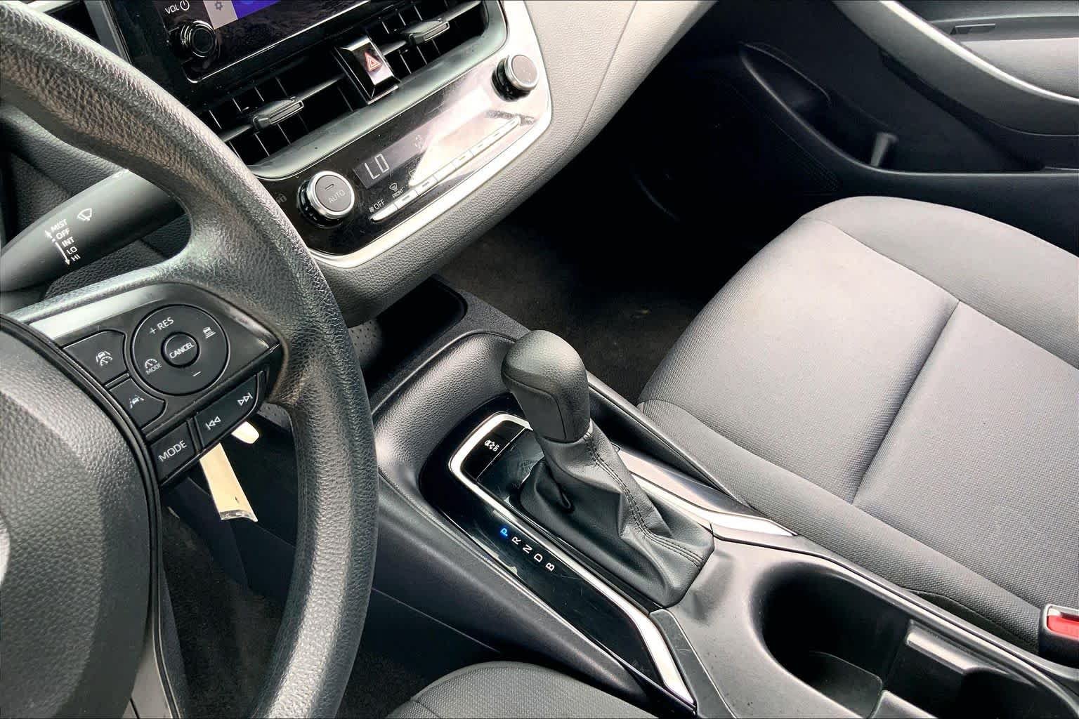Used 2024 Blueprint Toyota LE image 16