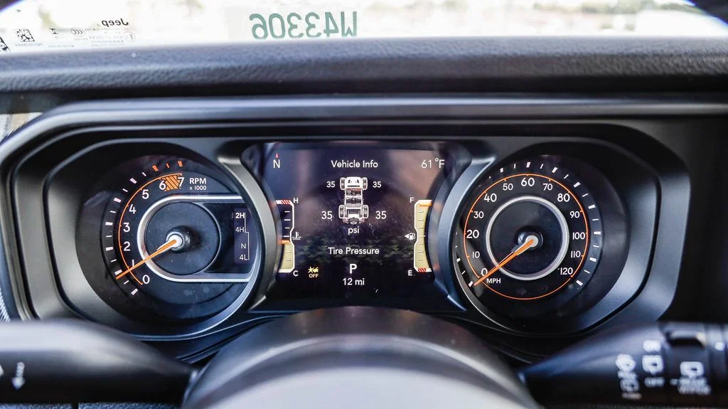 New 2026 White Jeep 85th Anniversary Edition image 28