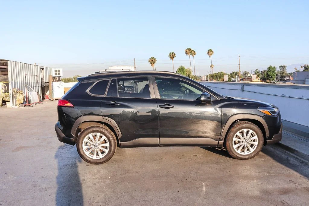 Used 2022 Black Toyota LE image 13