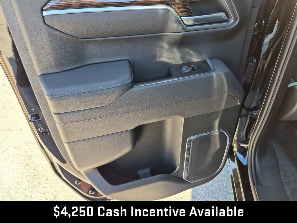 New 2026 Onyx Black GMC SLE image 37