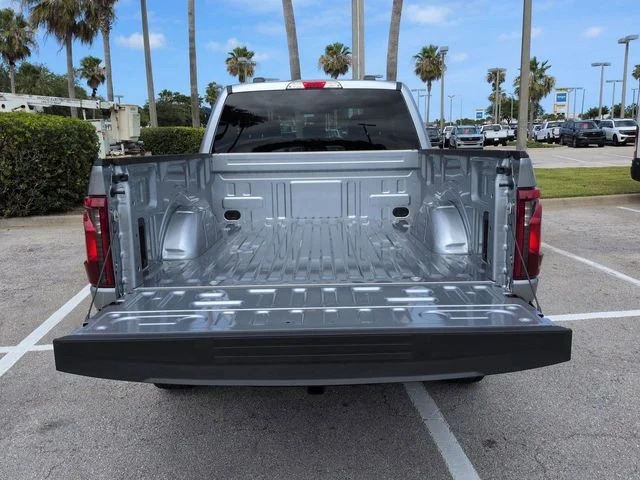 New 2026 Iconic Silver Metallic Ford XLT image 13