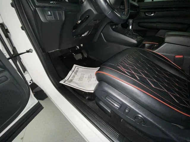 Used 2025 White Honda Sport image 12