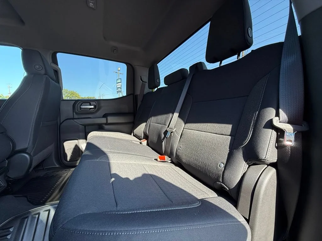 New 2026 Onyx Black GMC Pro image 33