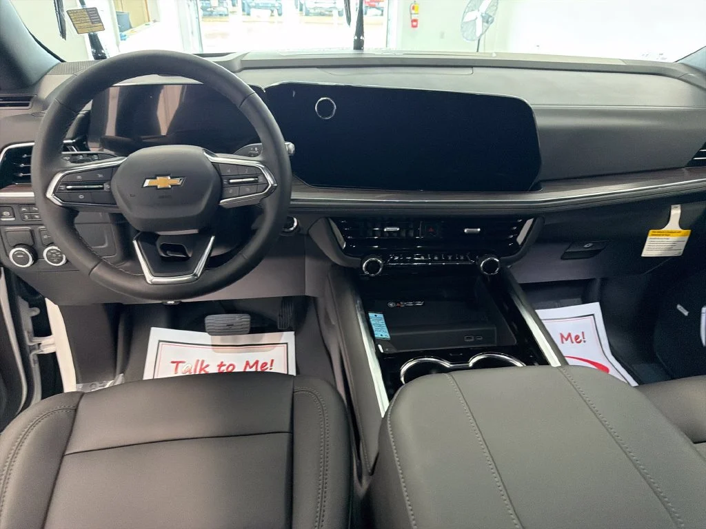 New 2027 Summit White Chevrolet LT image 14