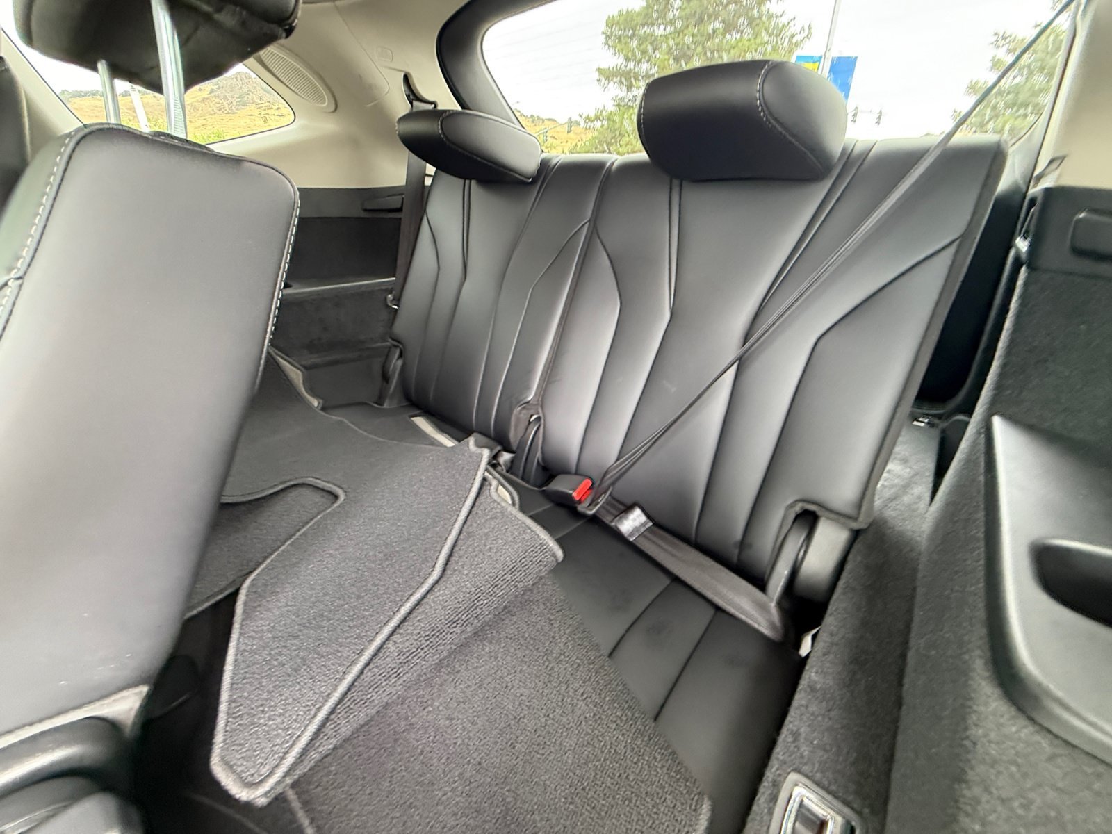 Used 2025 Liquid Carbon Metallic Acura Technology Package image 21