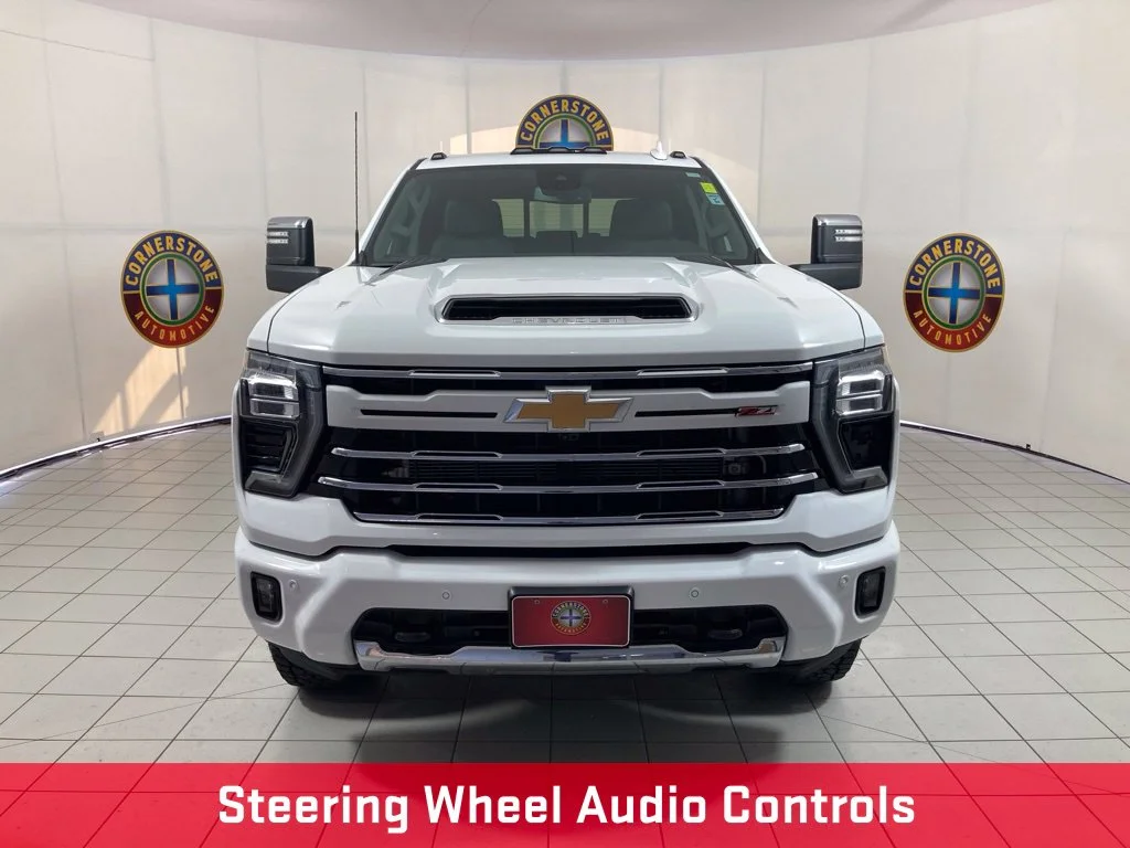Used 2025 White Chevrolet LTZ image 21