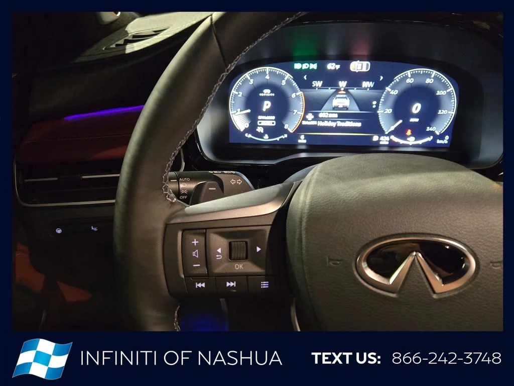 New 2027 2T RAD WHT INFINITI Autograph AWD image 32