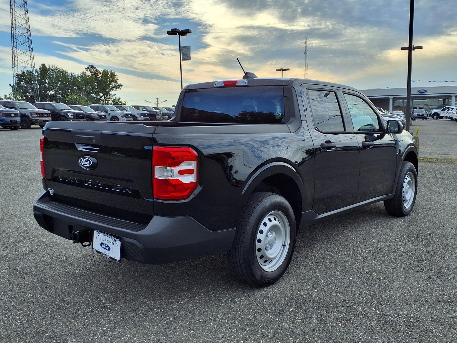 New 2026 Shadow Black Ford XL image 2