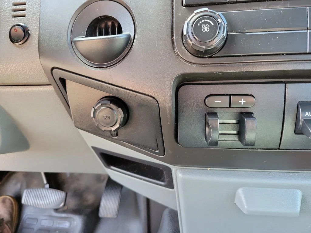 2016 Ford F-450 Super Duty Chassis Cab XL - Photo 25