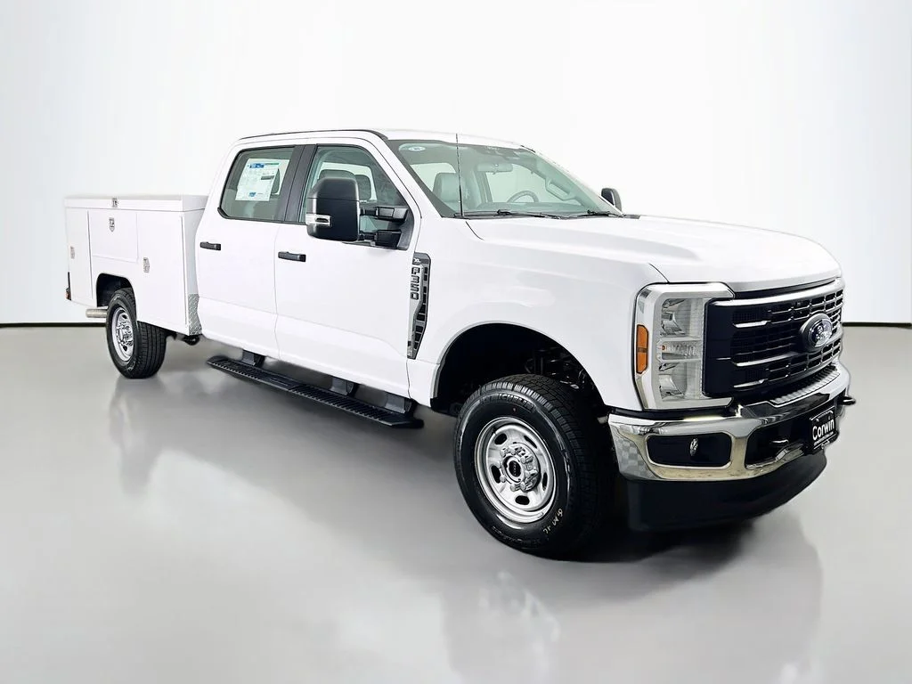 2026 Ford F-350 XL 4x4 Crew Cab 8' Box SRW's photo