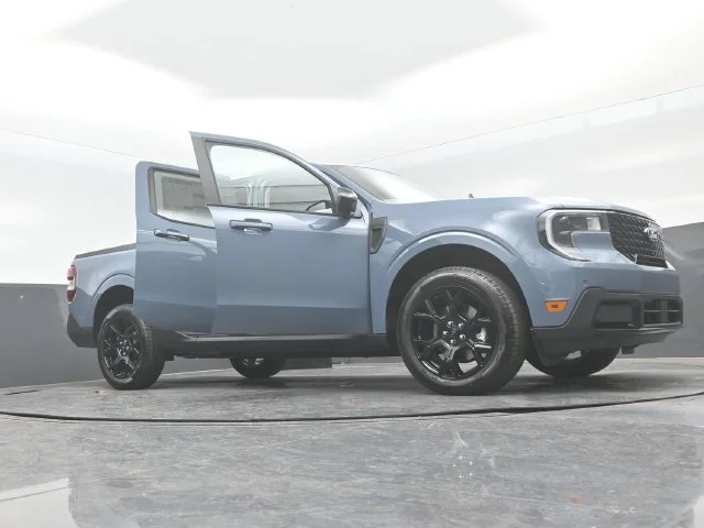 New 2026 Azure Gray Metallic Tri-Coat Ford Lariat® image 29