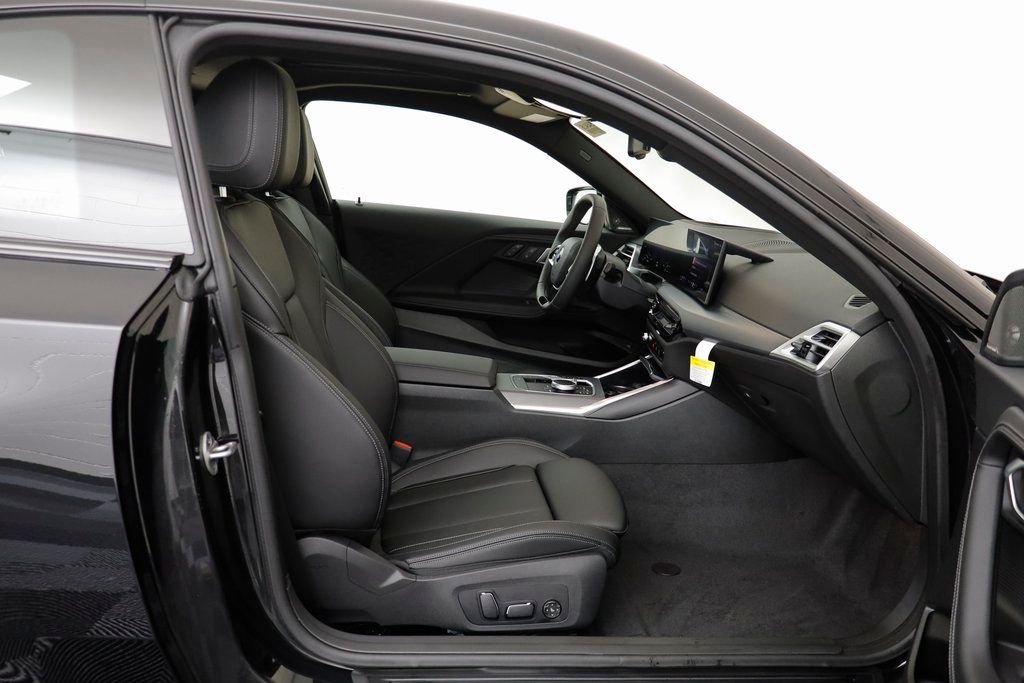 New 2026 Black Sapphire Metallic BMW 230i xDrive image 18