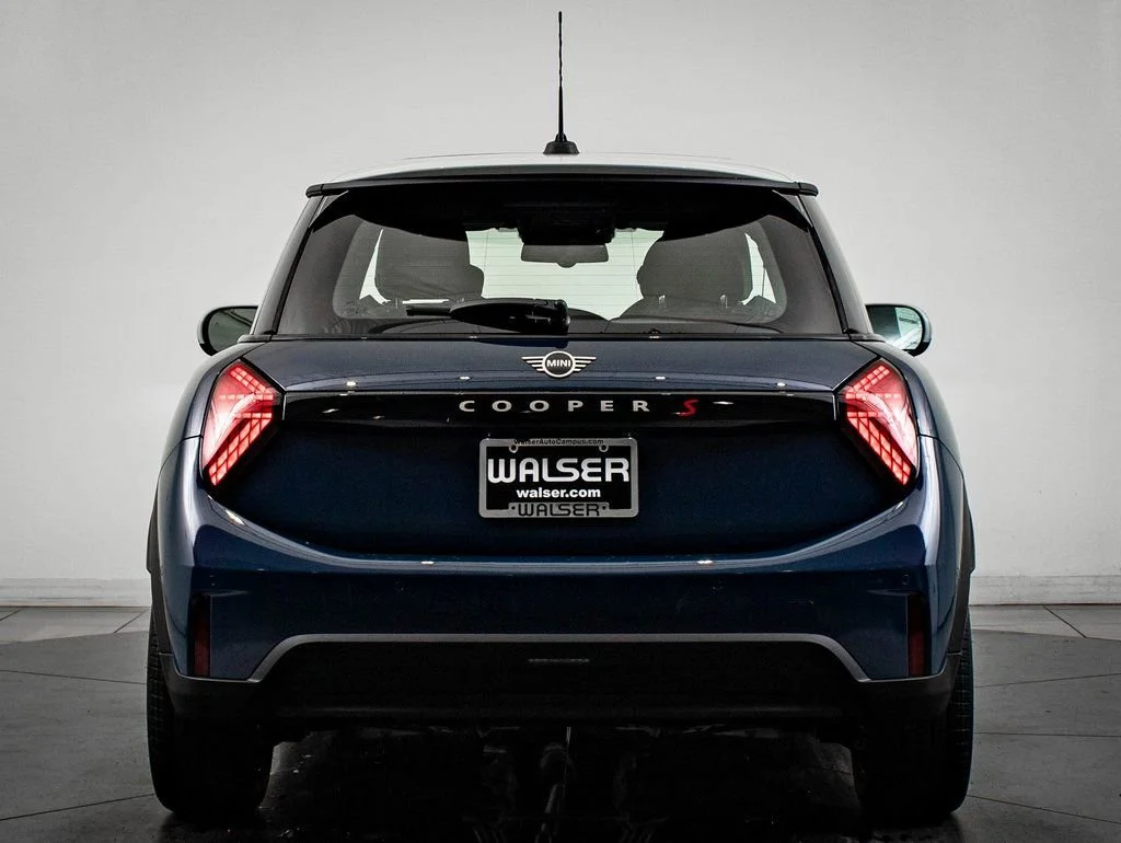 2026 MINI Hardtop 2 Door S - Photo 7
