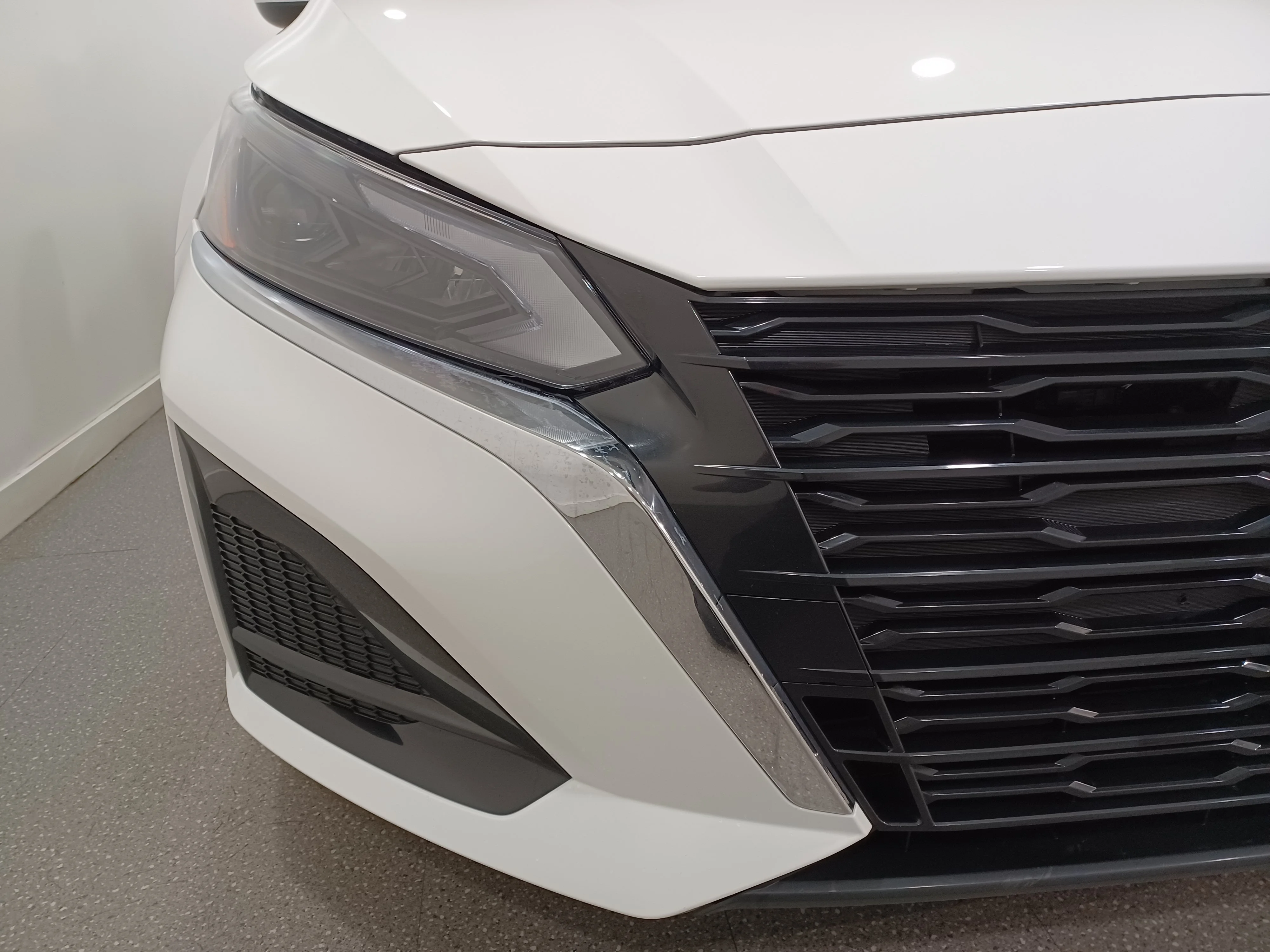 Certified Used 2023 Glacier White Nissan S AWD*Glacier White | Remote Start | Htd Seats | Blind Spot Detection | Park Assist image 4