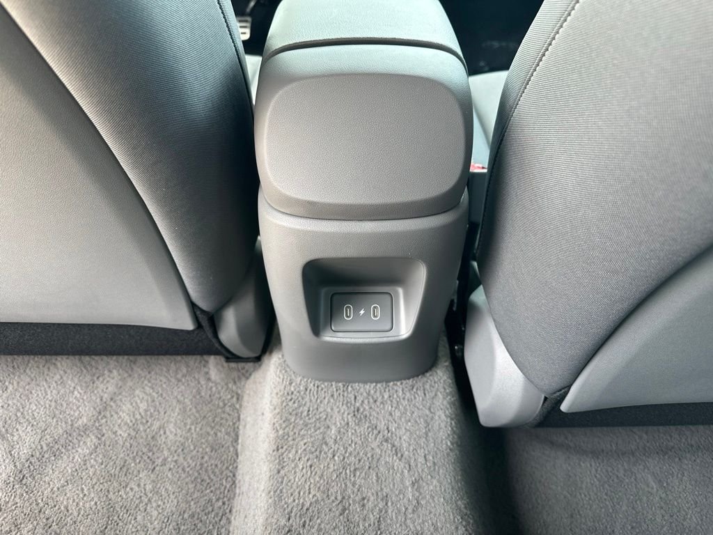 Used 2026 Gray Hyundai SEL Sport image 21