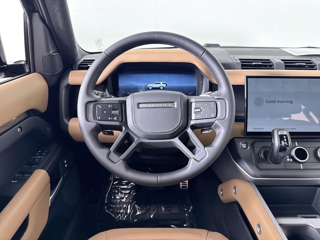 New 2026 Santorini Black Land Rover V8 image 14