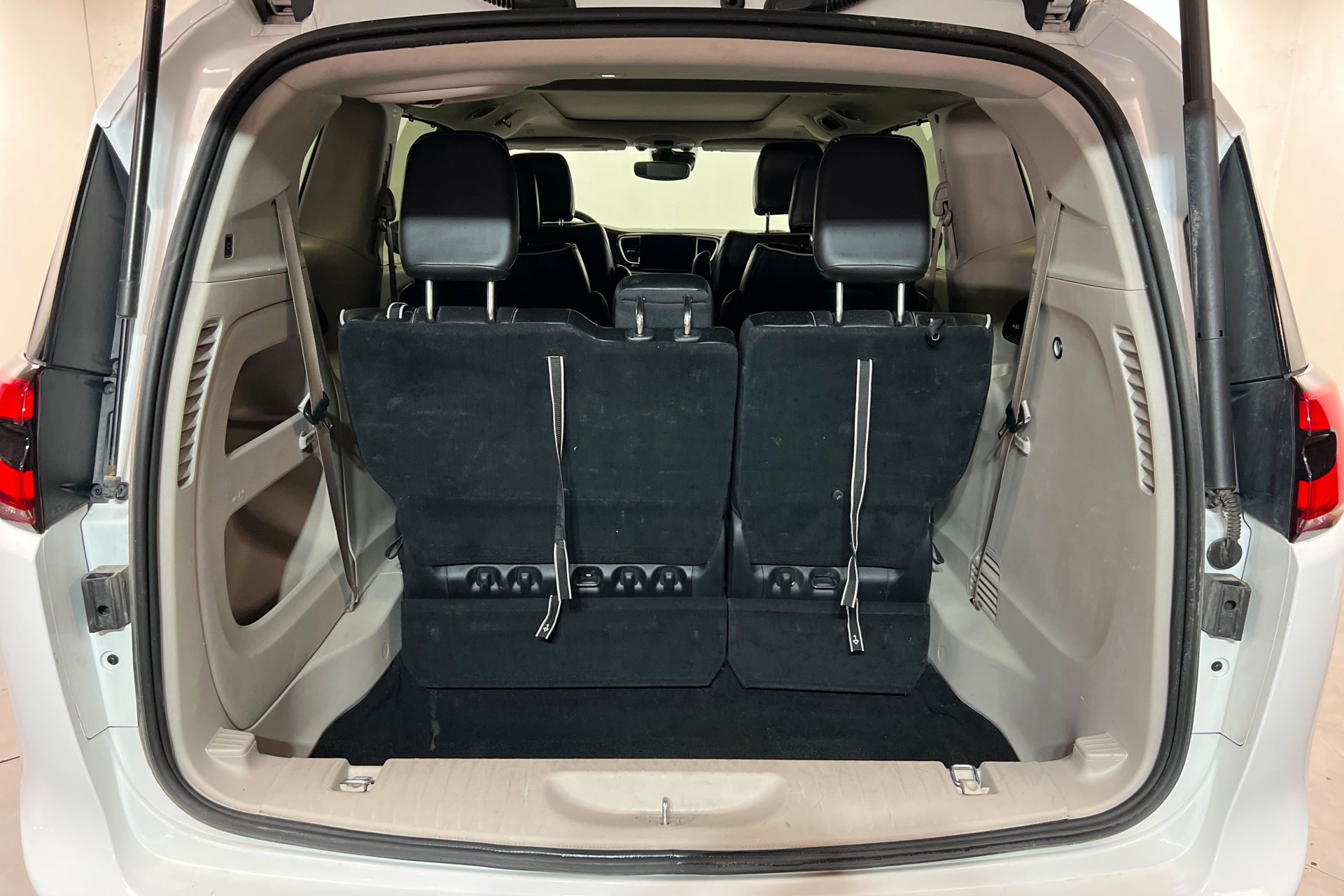 2023 Chrysler Pacifica Limited - Photo 23