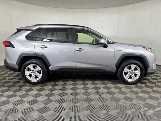 Certified Used 2019 Silver Sky Metallic Toyota XLE image 2