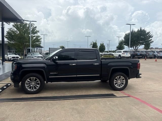 Used 2018 Onyx Black GMC Denali image 1