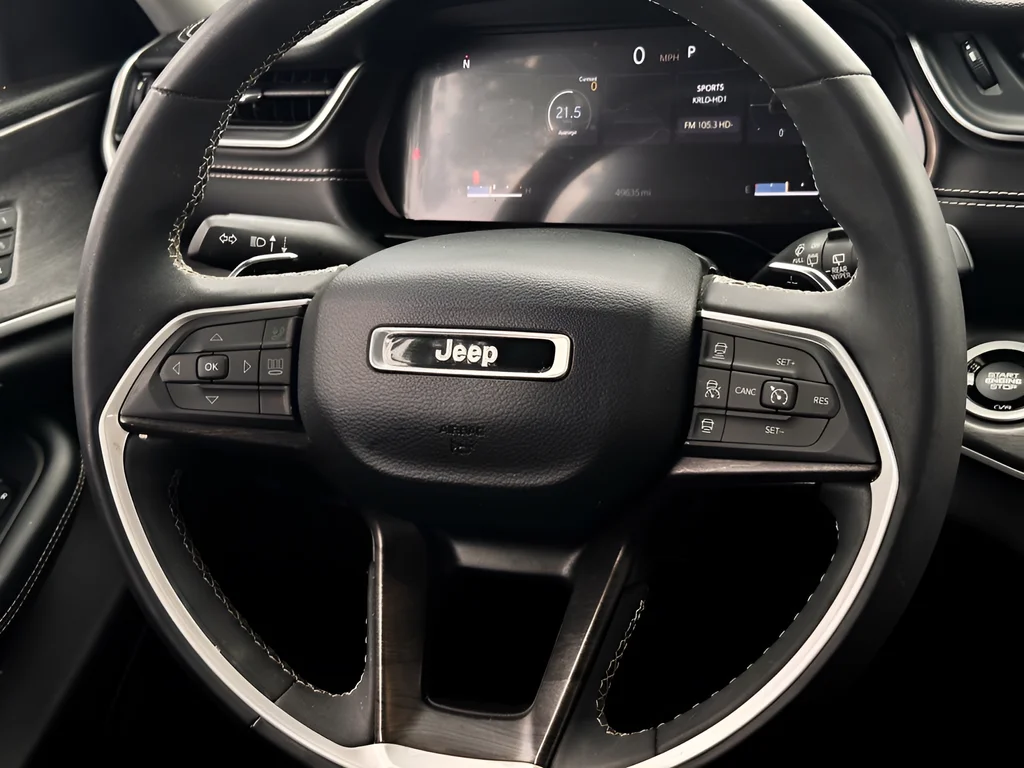 Used 2023 White Jeep Limited image 12