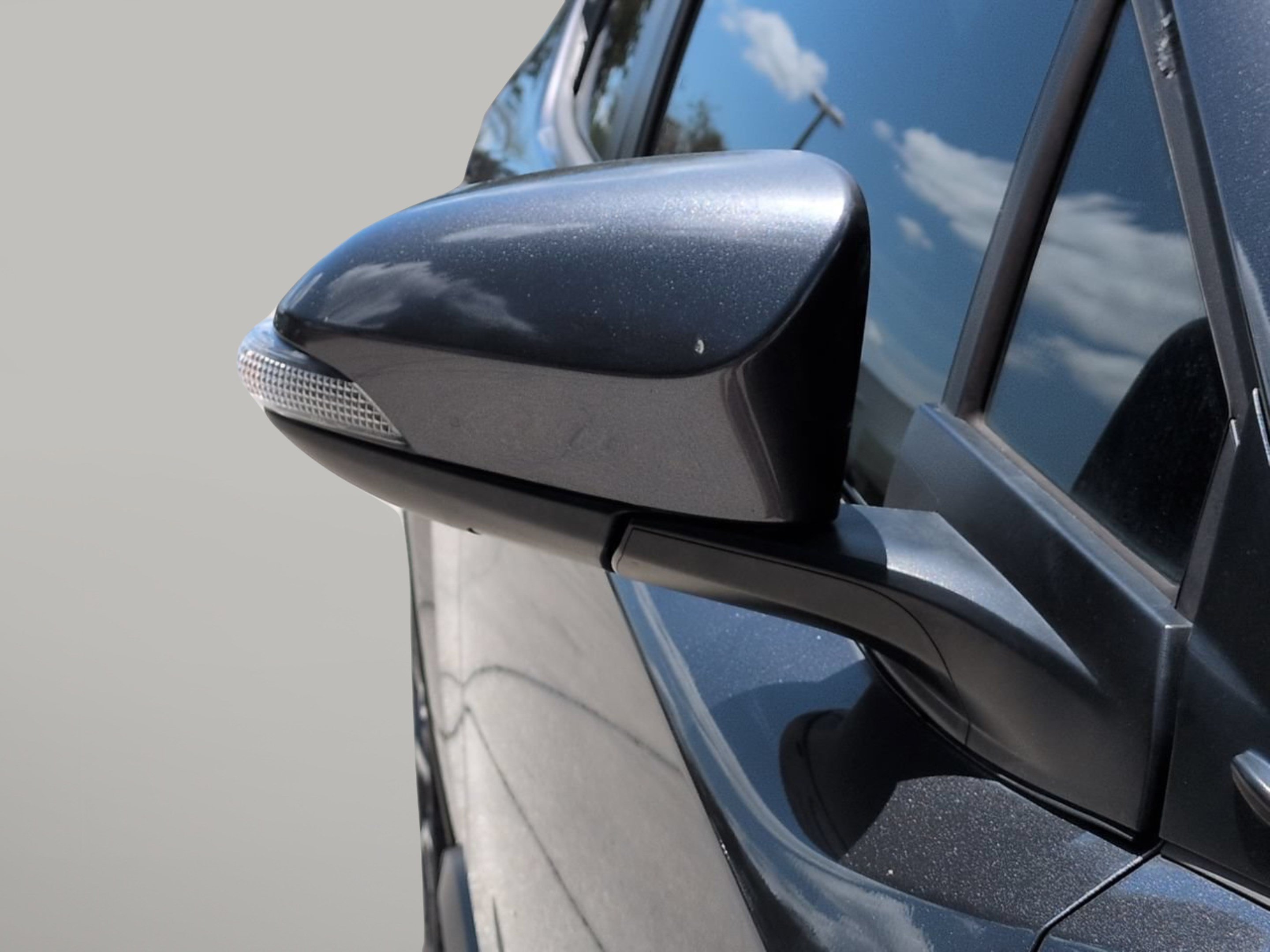 Used 2019 Magnetic Gray Metallic Toyota XLE image 13
