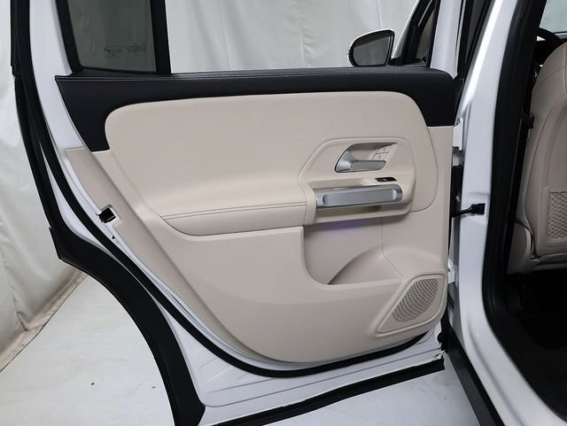 Certified Used 2023 Polar White Mercedes-Benz GLB 250 image 26