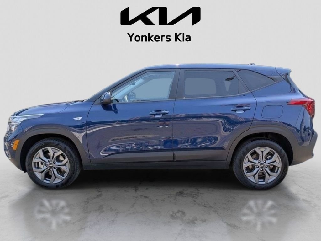 Certified Used 2025 Blue Kia LX image 10