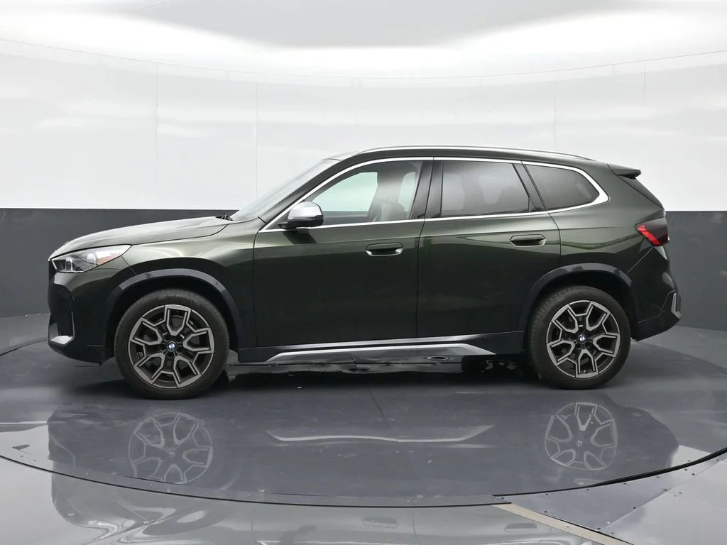 Used 2023 San Remo Green Metallic BMW xDrive28i image 3