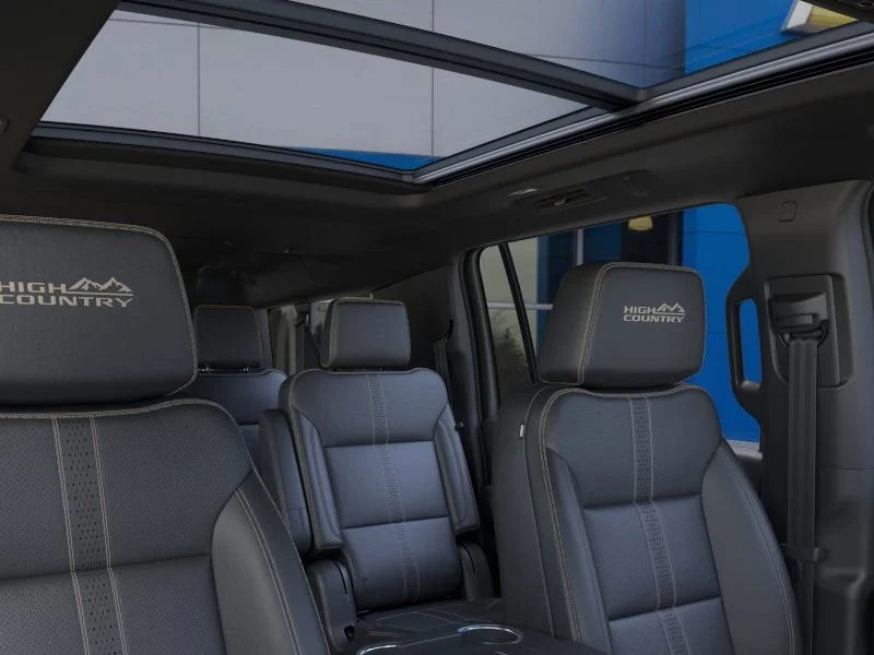2026 Chevrolet Suburban High Country - Photo 31