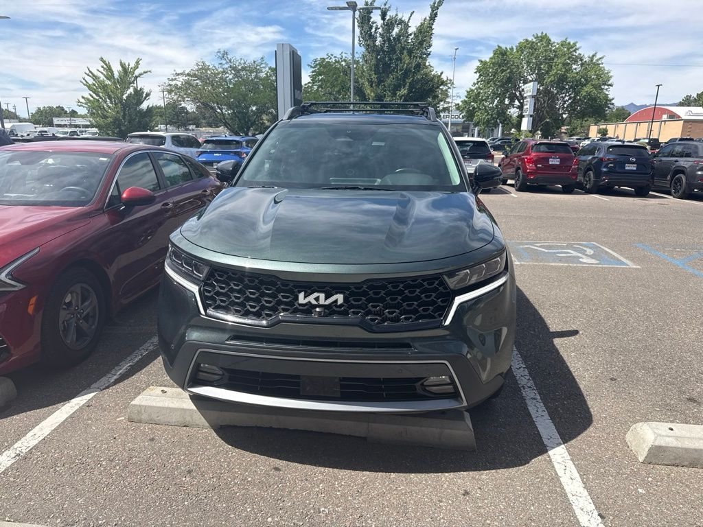 Used 2023 Green Kia X-Line SX Prestige image 2