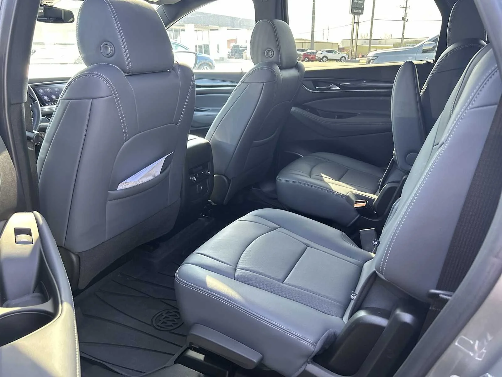2024 Buick Enclave Essence - Photo 26