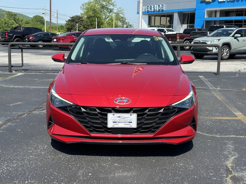 Used 2021 Red Hyundai SEL image 5