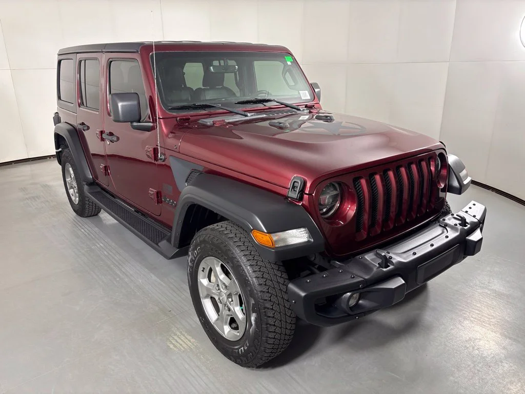 Used 2021 Red Jeep Unlimited Sport image 2