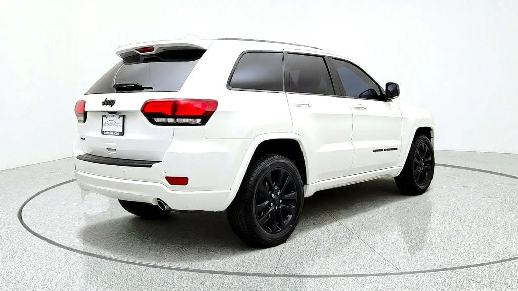 Used 2020 Bright White Clearcoat Jeep Altitude 4x4 image 5