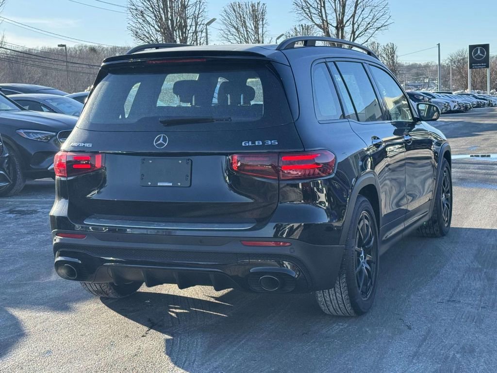 2026 Mercedes-Benz GLB AMG GLB 35 - Photo 10