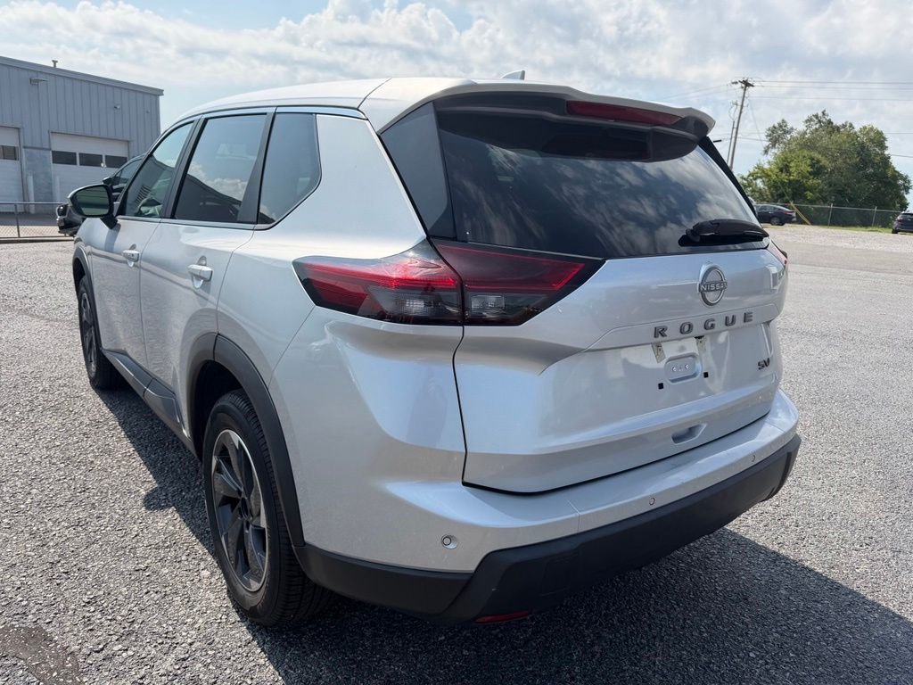 Used 2024 Silver Nissan SV image 22