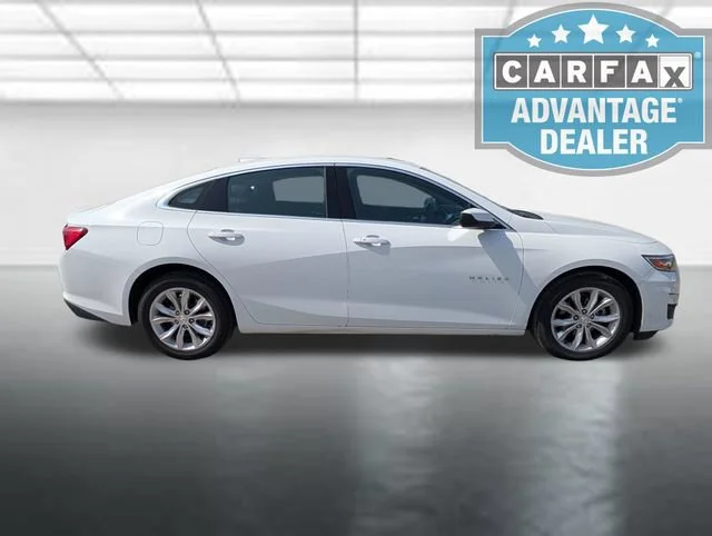 Used 2024 Summit White Chevrolet 1LT image 28