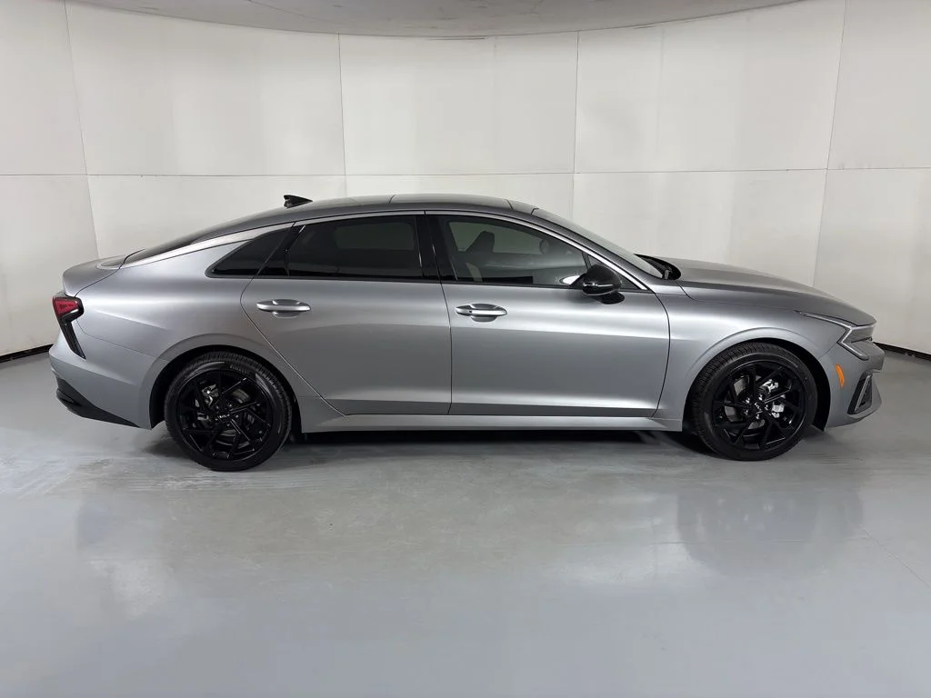 New 2026 Steel Matte Gray Kia GT-Line FWD image 9