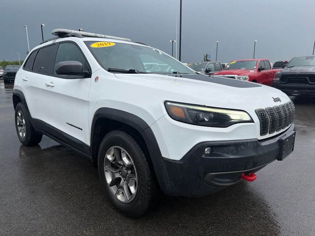 Certified Used 2019 White Jeep Trailhawk image 7