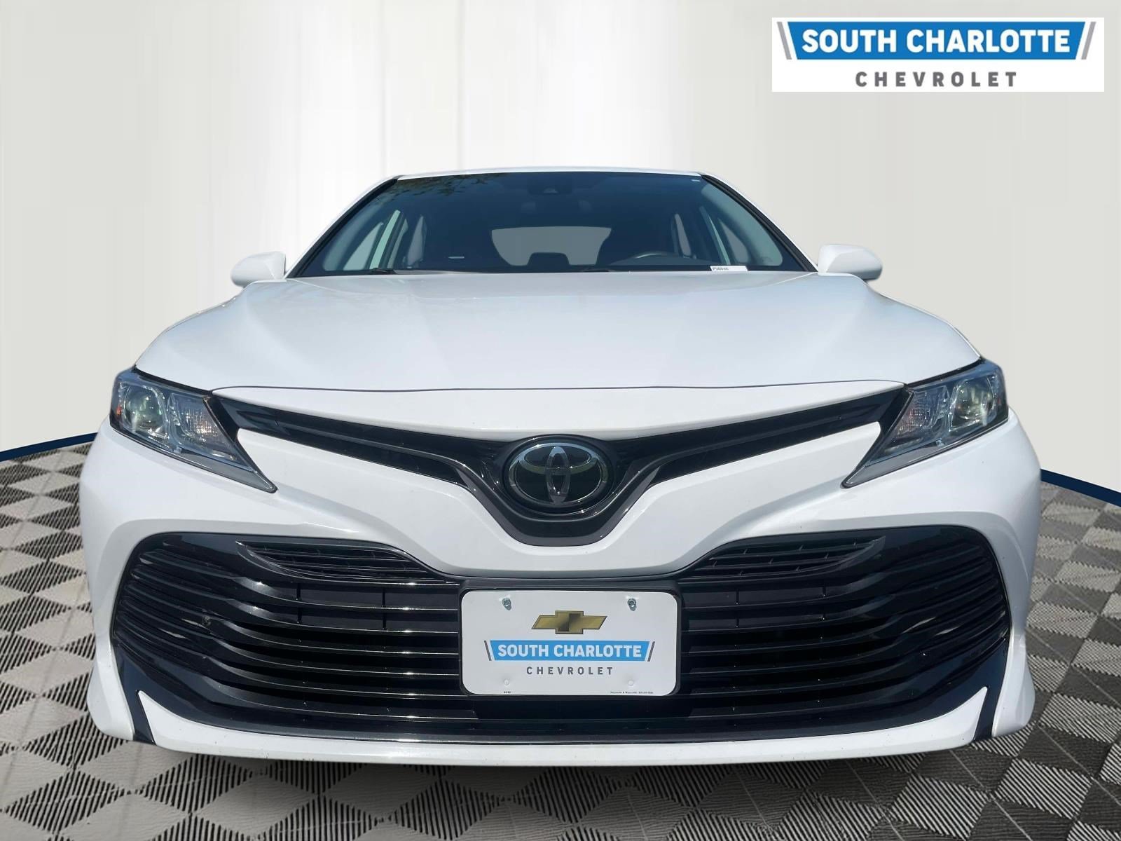 Used 2020 White Toyota LE image 2