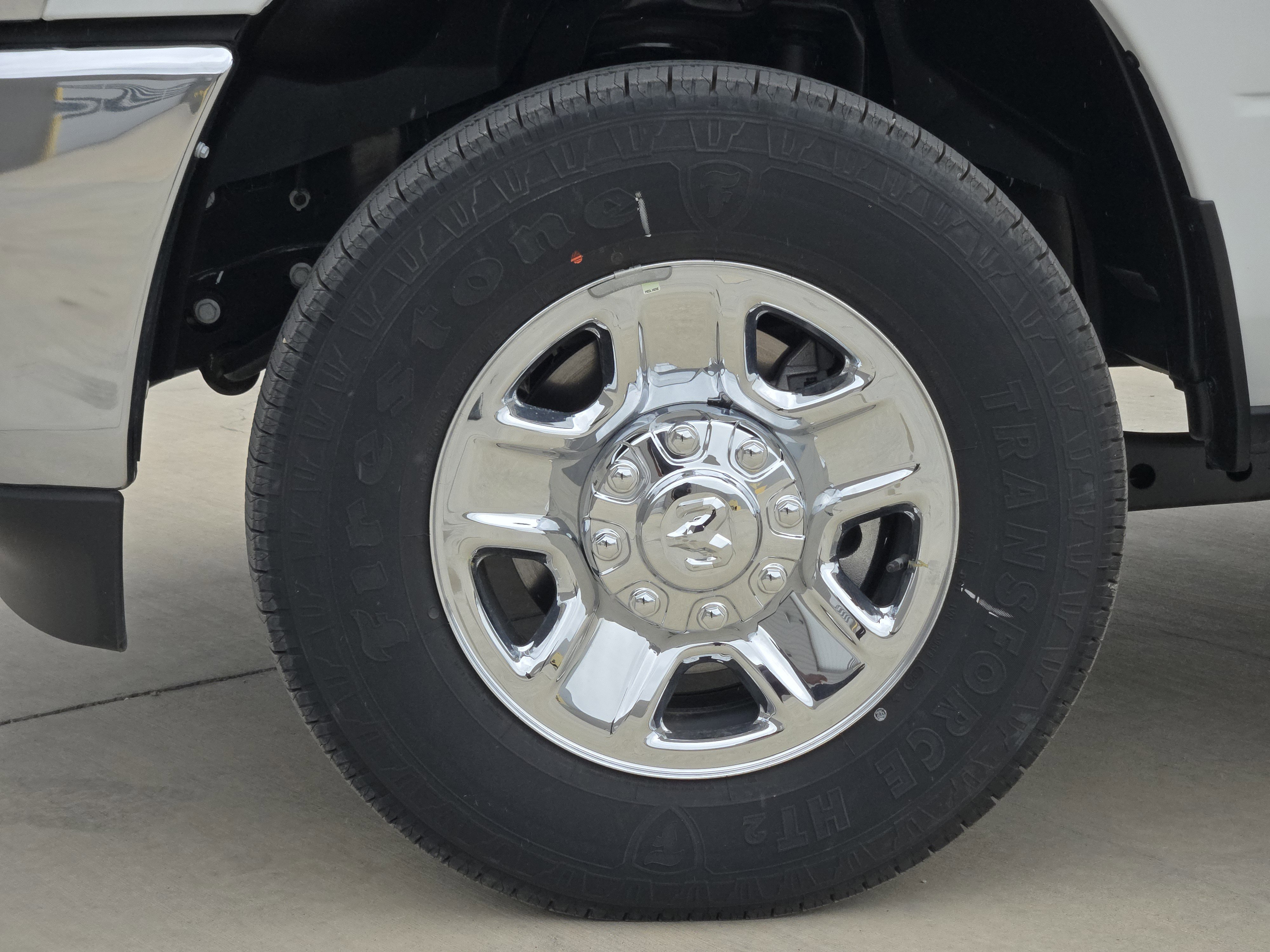New 2026 Bright White Clear-Coat Exterior Paint RAM Tradesman image 10