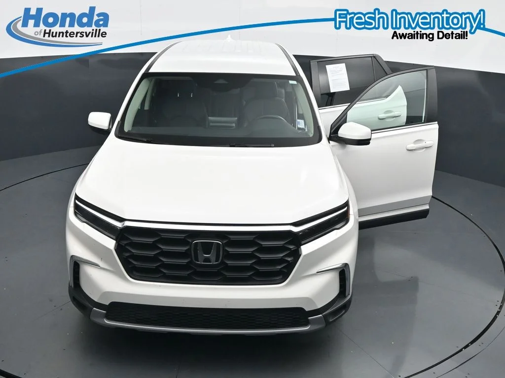 Used 2025 Platinum White Pearl Honda EX-L image 40