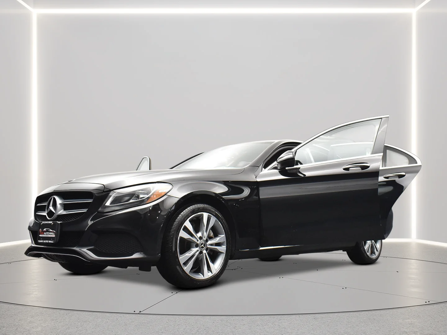 Used 2018 Black Mercedes-Benz C 300 image 2