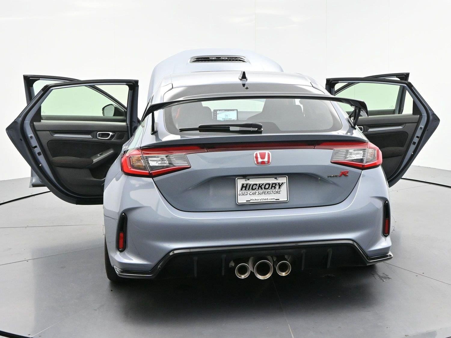 Used 2024 Sonic Gray Pearl Honda Type R image 39