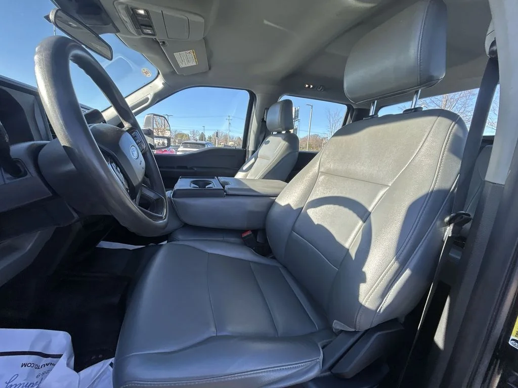 Used 2024 Black Ford XL image 17