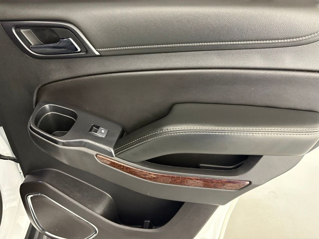 Used 2019 White GMC SLE image 46