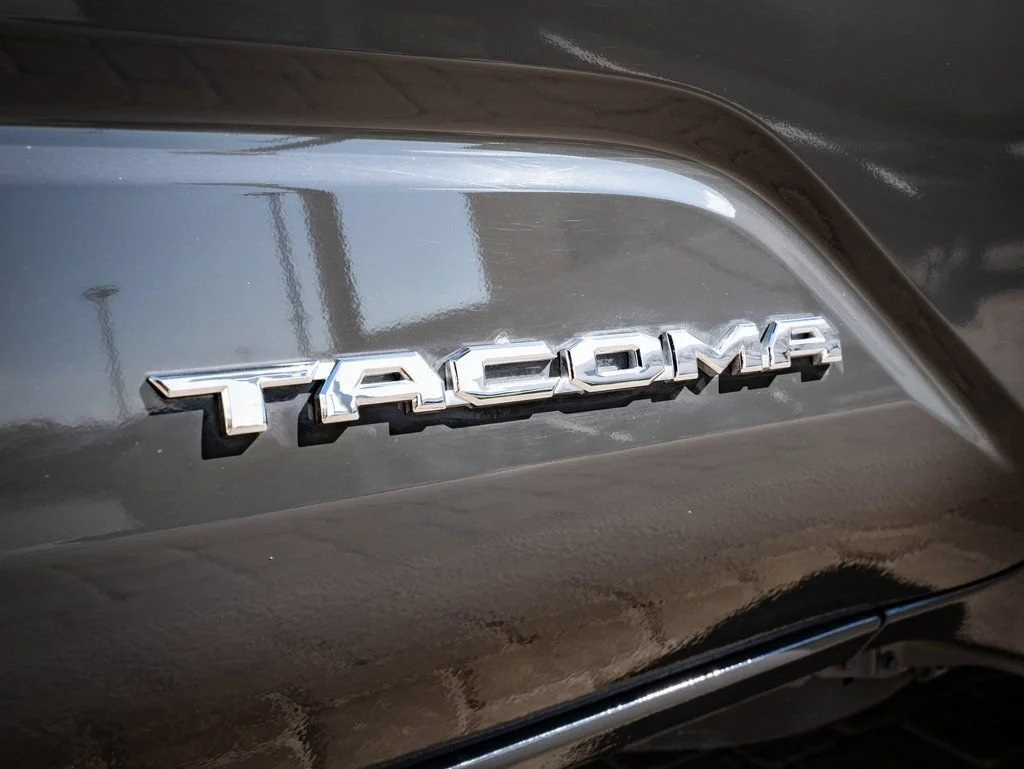 Used 2025 Underground Toyota SR5 image 9